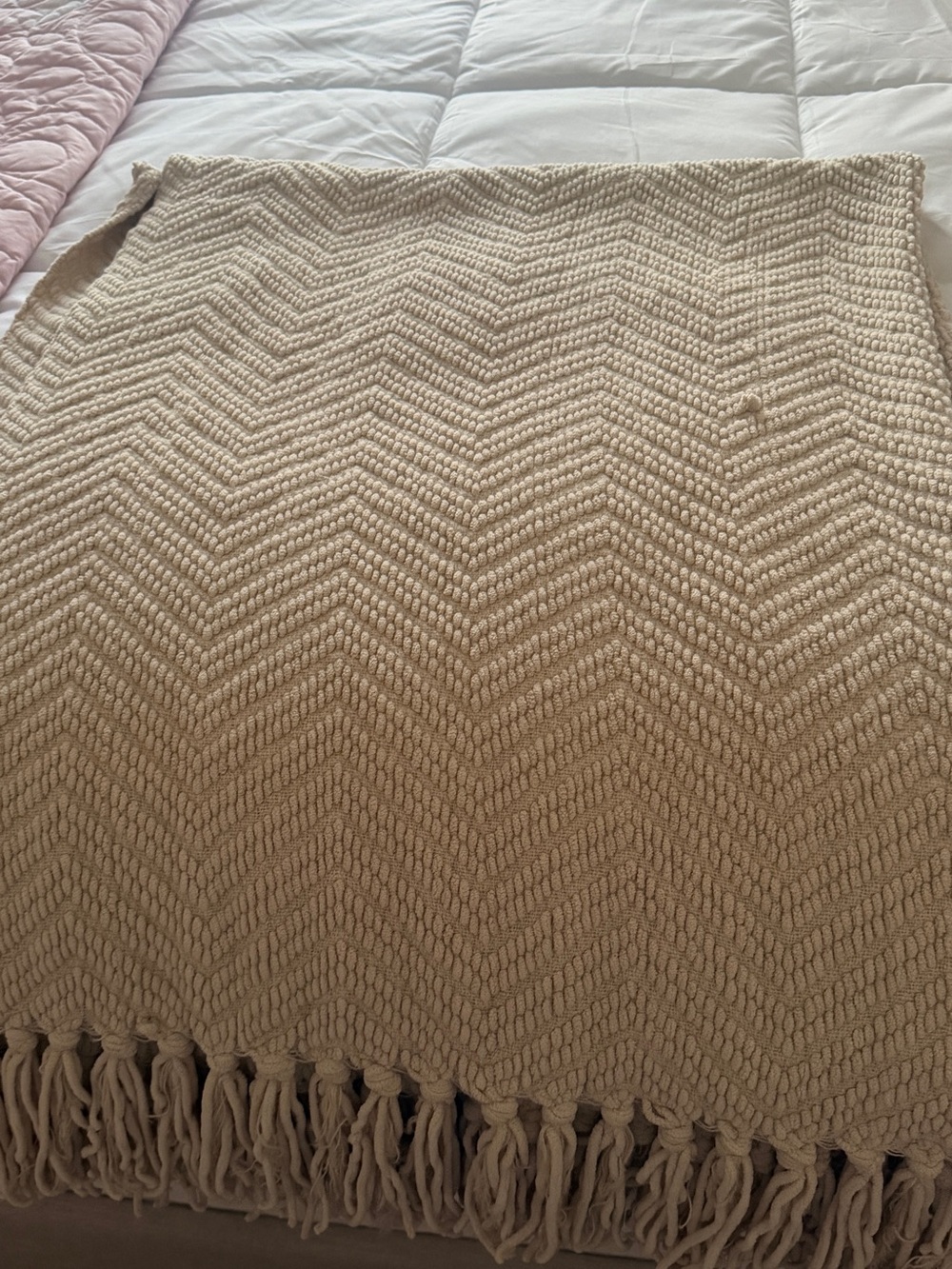 Knit Throw Blanket with Fringe - Home Bedding